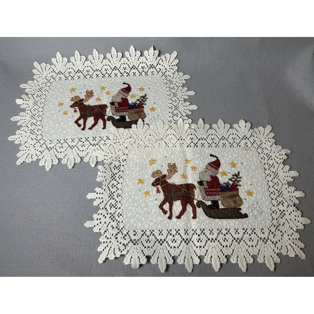 Heritage Lace Doily Crisp Off White Christmas Santa Reindeer Sleigh 18x14 READ